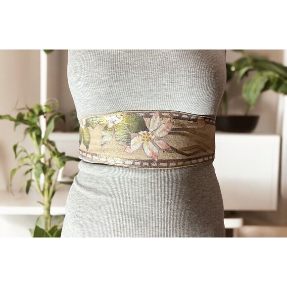 Vintage Soft Leather Belt w/ Ceramic Buckle Hand Painted 1980’s Bohemian Floral - Picture 1 of 9